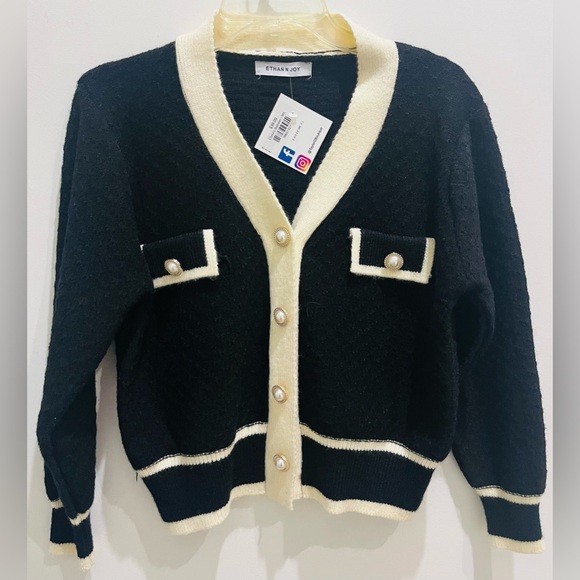 NWT Elegant Black and Cream Cardigan with Pearl Buttons - Picture 1 of 4